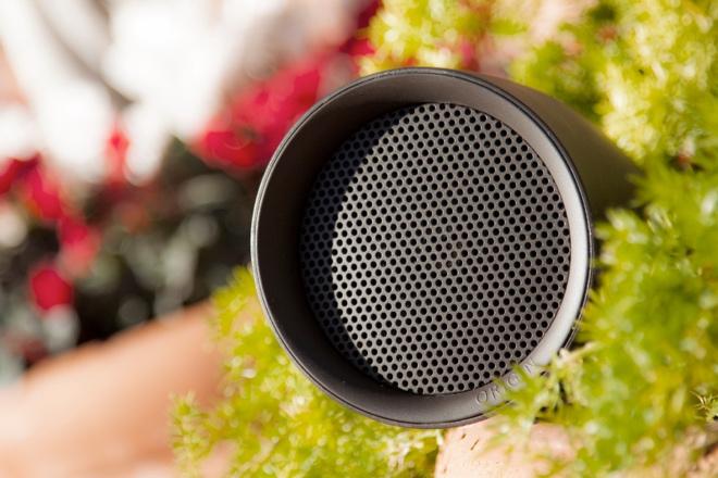 WHY YOUR HOME SHOULD HAVE AN OUTDOOR SPEAKER SYSTEM